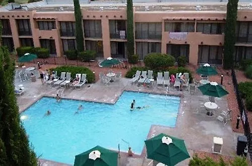 Hotel Courtyard By Marriott At Powell