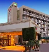 Hotel Courtyard By Marriott At Powell Page